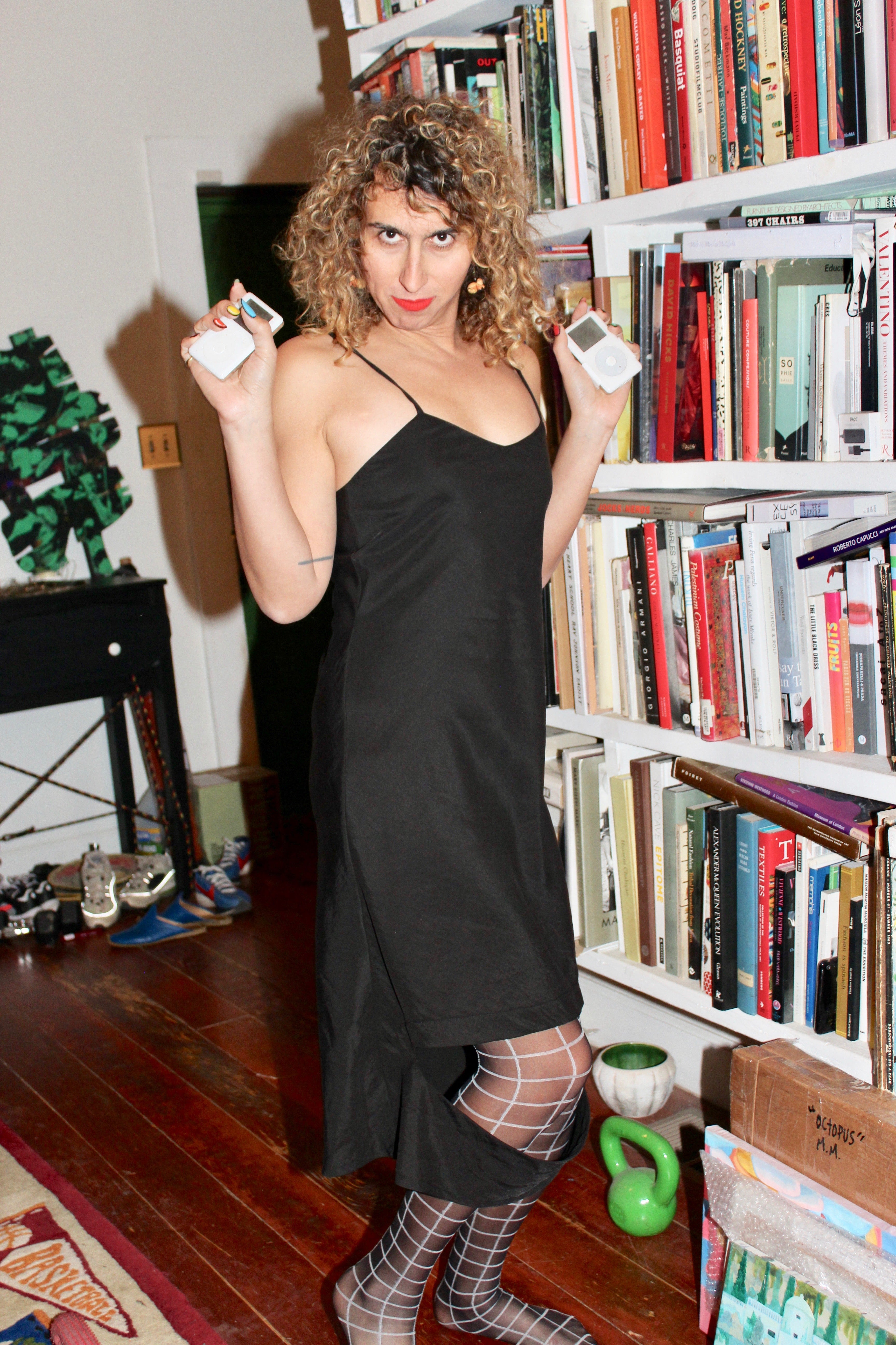 nancystellasoto / ナンシーステラソト 　黒 プリーツ付き ナンシーステラソト nancystellasoto（NANCYSTELLASOTO Nancy